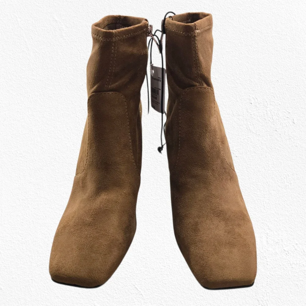 Liz Claiborne Tan Faux Suede Ankle Booties Block Heel 8.5 LC Karder NIB Zip Shoe
